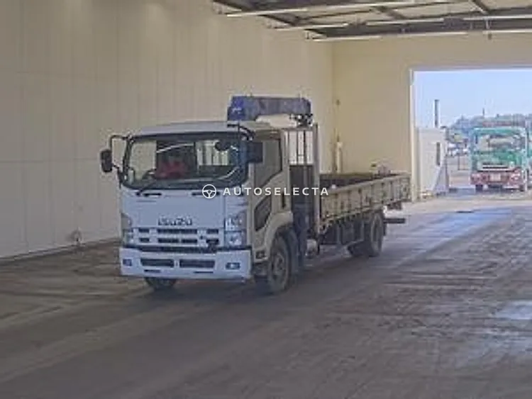 Isuzu Forward 2013, photo 1 of 1