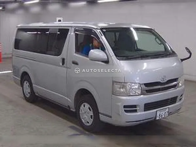 Toyota Hiace Van 2010, auction grade 3.5