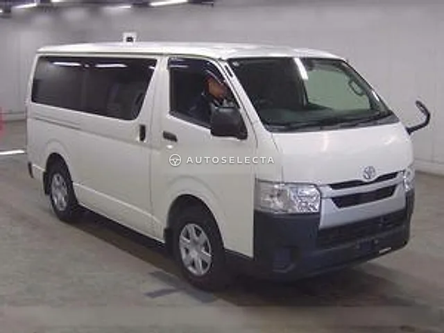 Toyota Hiace Van 2021, auction grade 4
