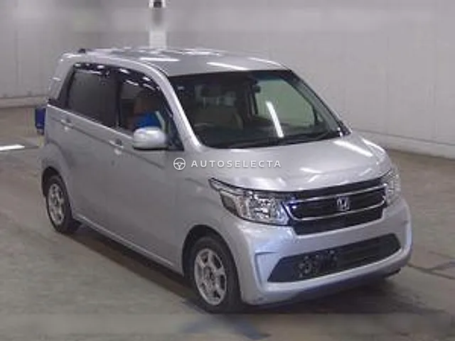 Honda N-WGN 2014, auction grade 3.5