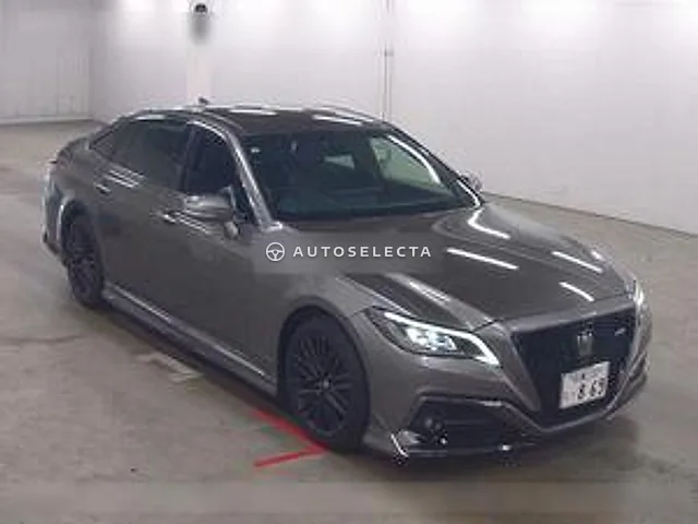 Toyota Crown 2022, auction grade 4