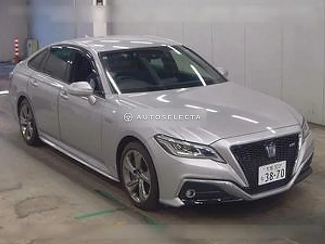Toyota Crown Hybrid 2019, auction grade 4.5