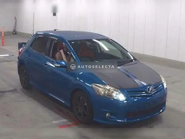 Toyota Auris 2012, auction grade 3.5