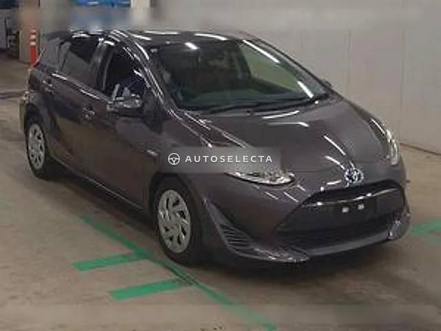 Toyota Aqua 2017, auction grade 3.5
