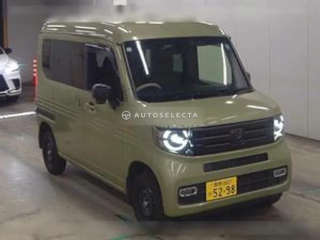 Honda N-VAN 2022, auction grade 4.5