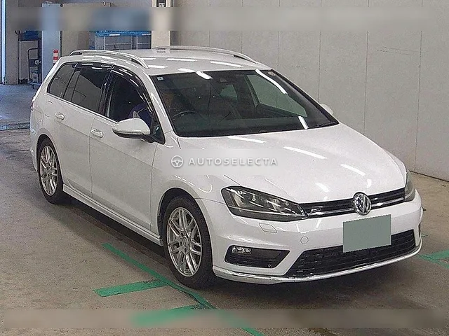 Volkswagen Golf Variant 2016, auction grade 4