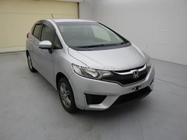 Honda Fit 2015, auction grade 3