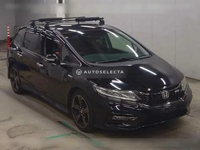 Honda Jade 2018, auction grade 3.5