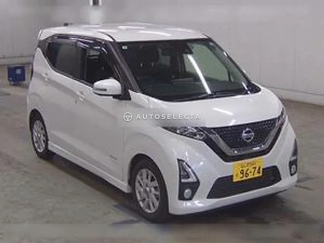 Nissan Dayz 2020, auction grade 4