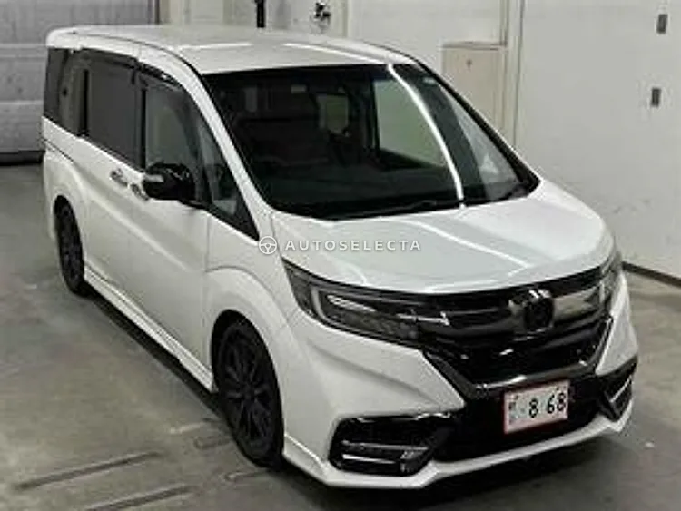Honda Stepwgn 2019, photo 1 of 11