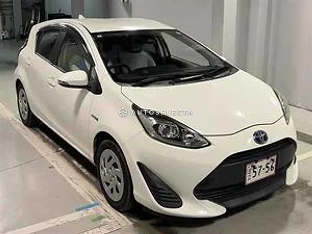 Toyota Aqua 2019, auction grade 4
