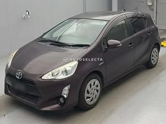Toyota Aqua 2016, auction grade 4