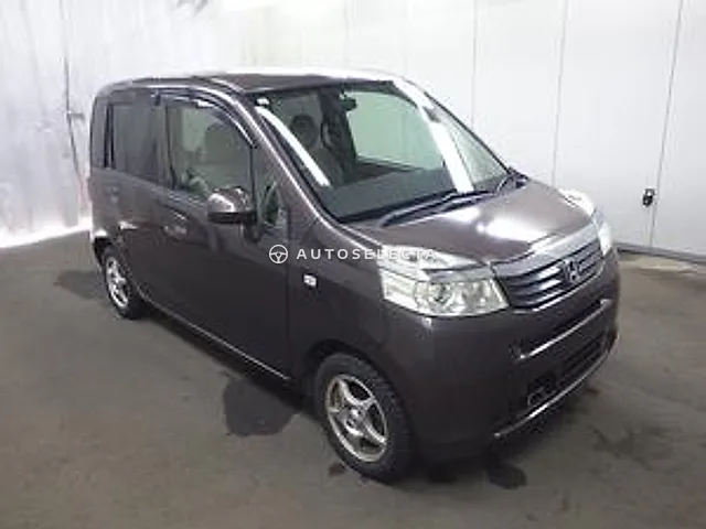 Honda Life 2011, auction grade 3.5
