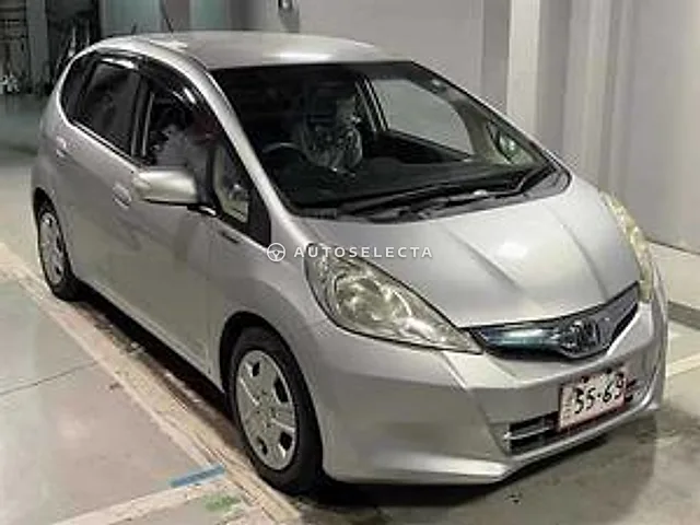 Honda Fit 2012, auction grade 4
