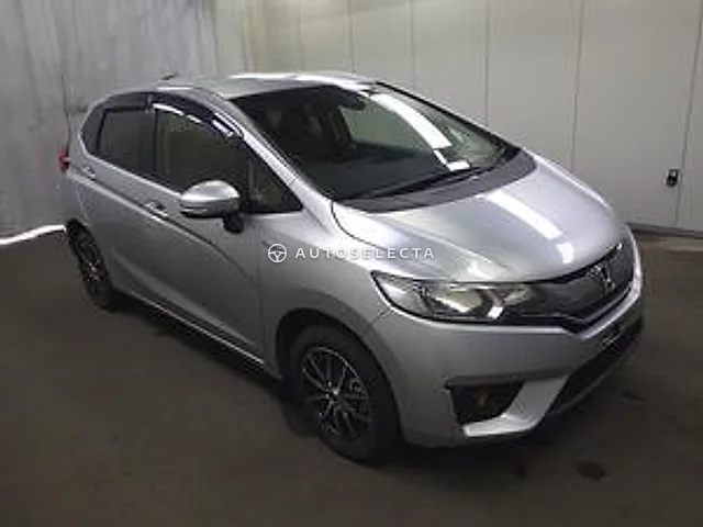 Honda Fit 2015, auction grade 3