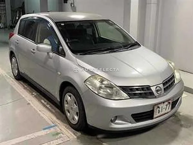 Nissan Tiida 2011, auction grade 4