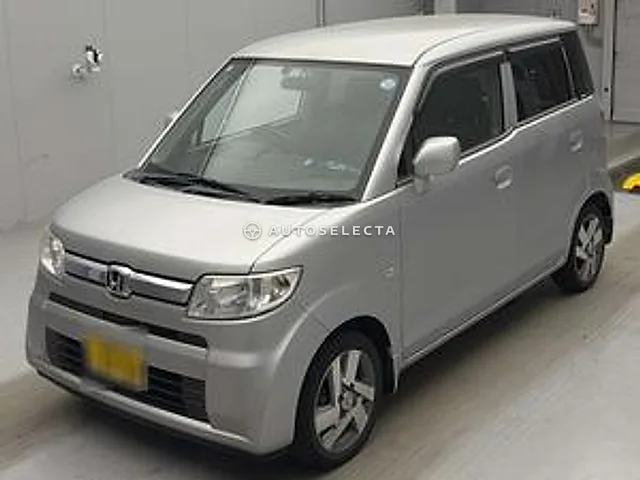 Honda Zest 2011, auction grade R