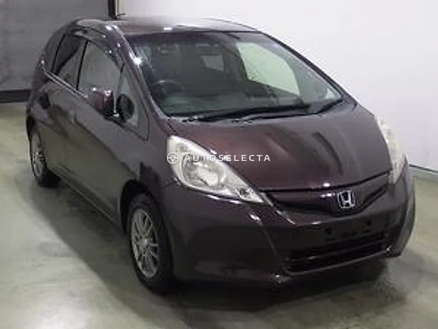 Honda Fit 2012, auction grade R