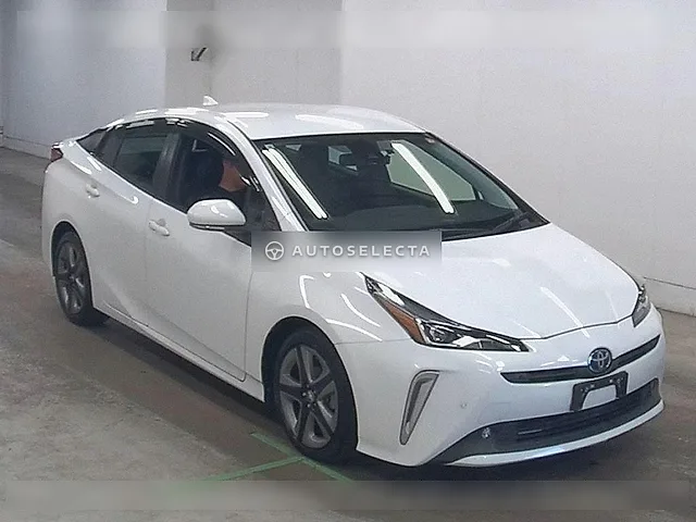 Toyota Prius 2021, auction grade 4