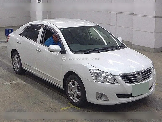 Toyota Premio 2012, auction grade R