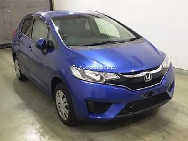 Honda Fit 2015, auction grade 3.5