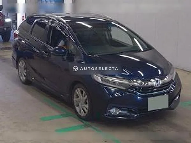 Honda Shuttle 2016, auction grade 4