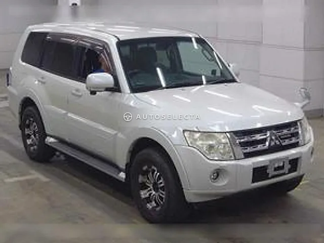 Mitsubishi Pajero 2010, auction grade R