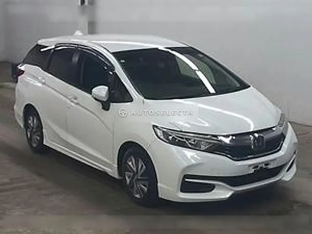 Honda Shuttle 2019, auction grade 4