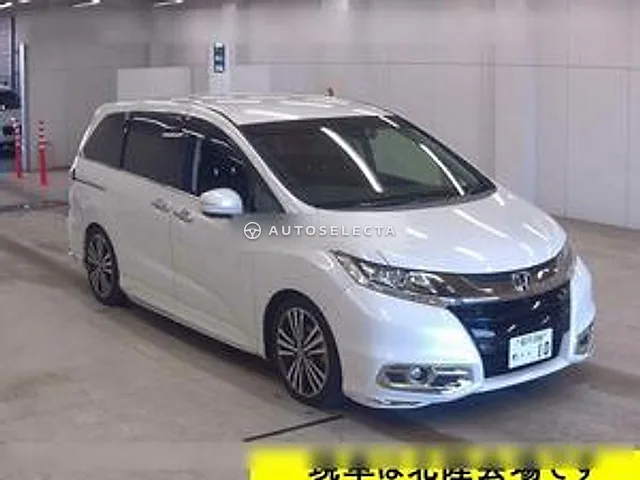 Honda Odyssey 2013, auction grade R