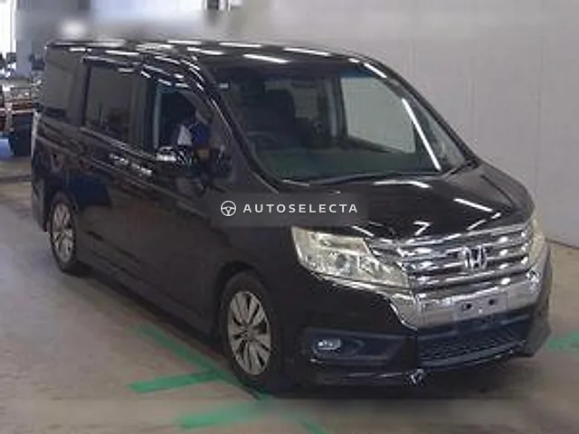 Honda Stepwgn Spada 2013, auction grade 4