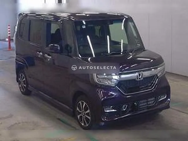 Honda N-BOX Custom 2018, auction grade 4