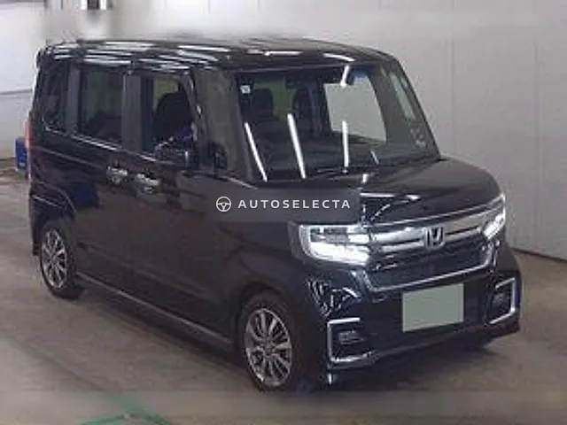 Honda N-BOX Custom 2022, auction grade 3.5
