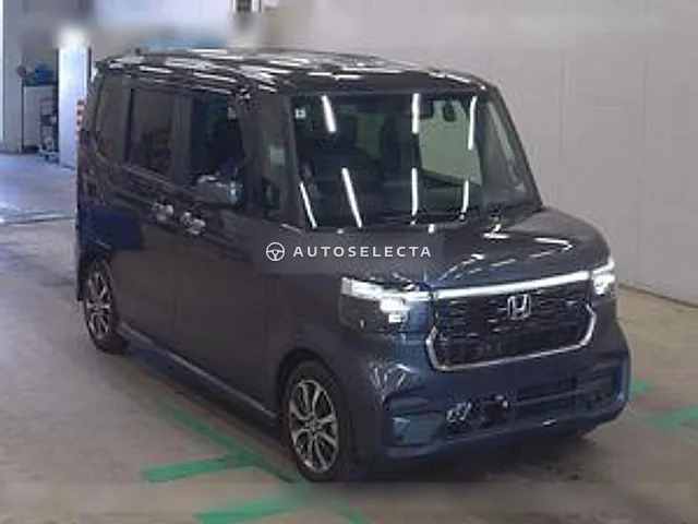 Honda N-BOX Custom 2024, auction grade 5