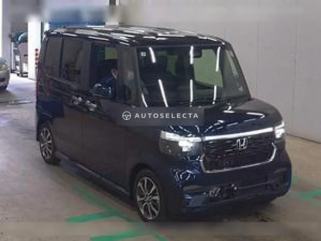 Honda N-BOX Custom 2025, auction grade 5