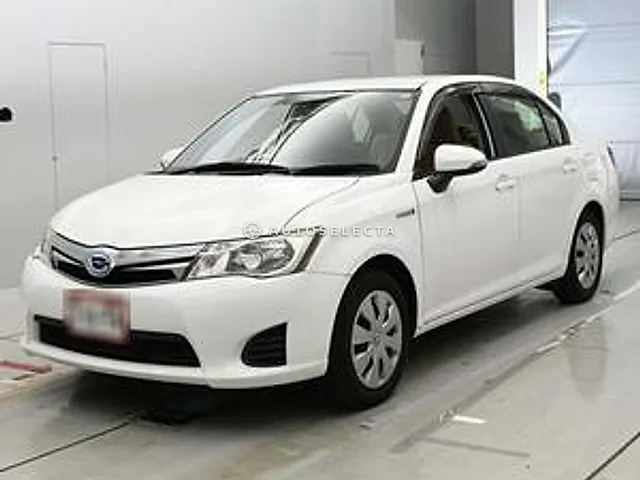 Toyota Corolla Axio 2015, auction grade 3.5