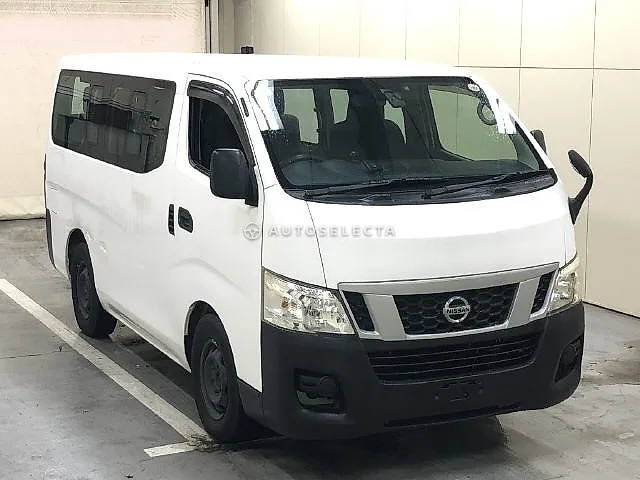 Nissan NV350 Caravan 2012, auction grade 3.5