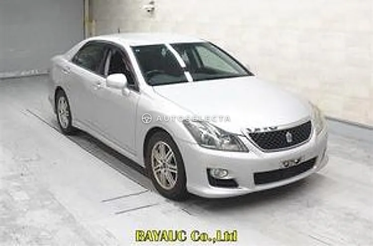 Toyota Crown 2009, photo 1 of 1
