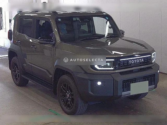 Toyota Land Cruiser FJ 2026, auction grade 5