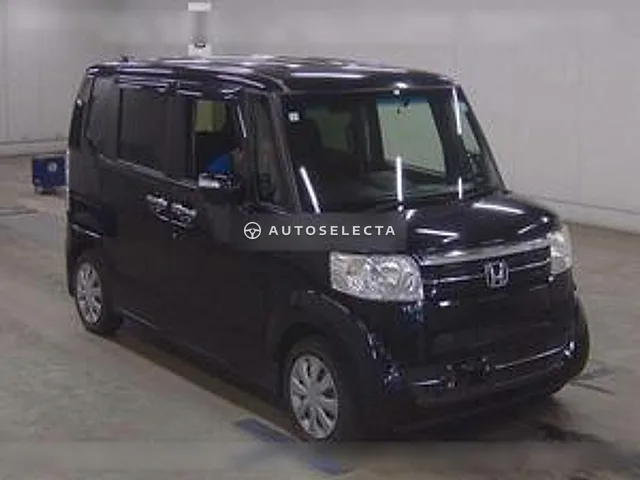 Honda N-BOX 2017, auction grade 4.5