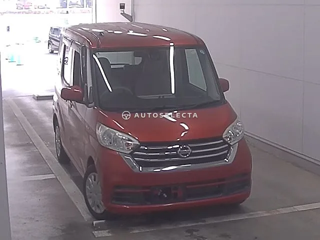 Nissan Dayz Roox 2018, auction grade 3.5