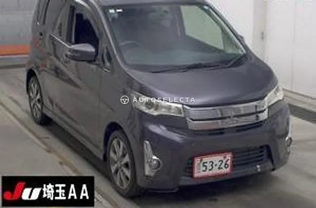 Mitsubishi eK Custom 2015, auction grade 3.5