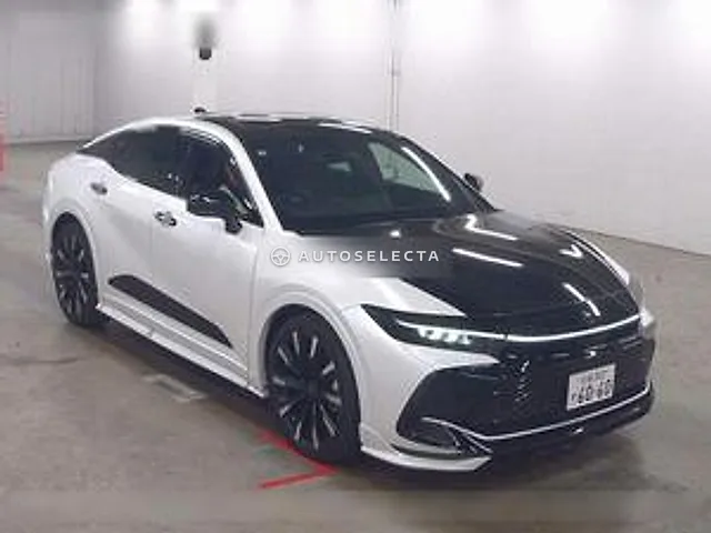 Toyota Crown Crossover 2023, auction grade 5