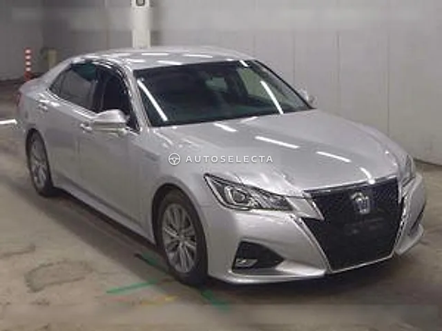 Toyota Crown Hybrid 2017, auction grade 4.5