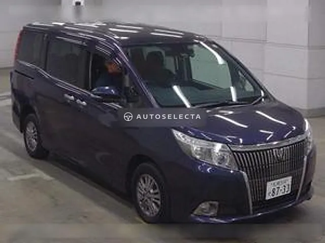 Toyota Esquire 2016, auction grade R
