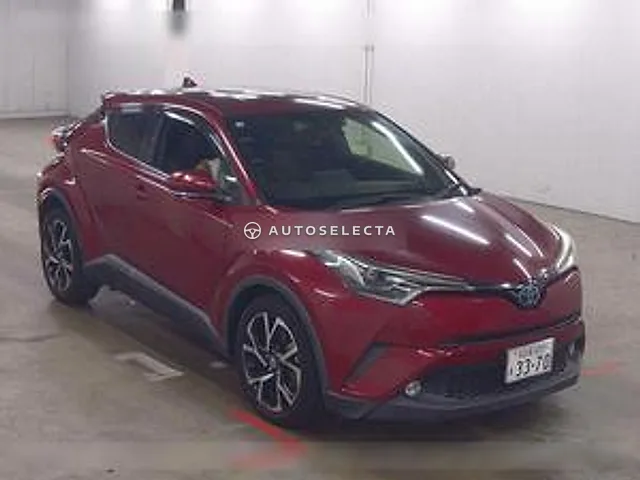 Toyota C-HR 2017, auction grade 3.5