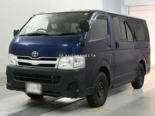 Toyota Hiace Van 2011, auction grade 3