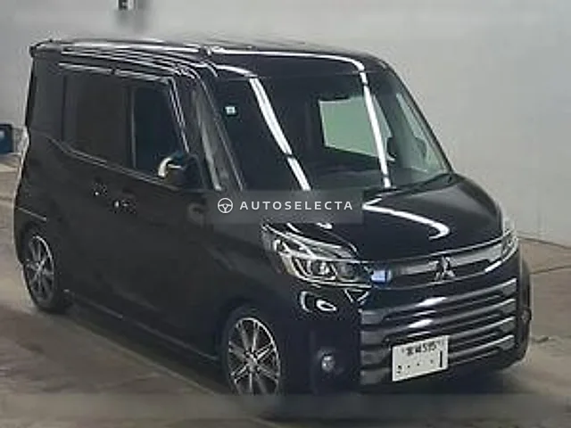 Mitsubishi eK Space Custom 2017, auction grade 3.5