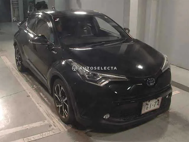 Toyota C-HR 2017, auction grade 3.5