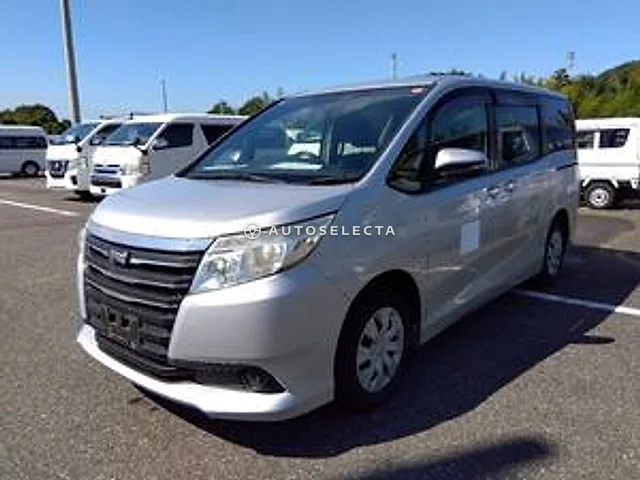 Toyota Noah 2015, auction grade 4