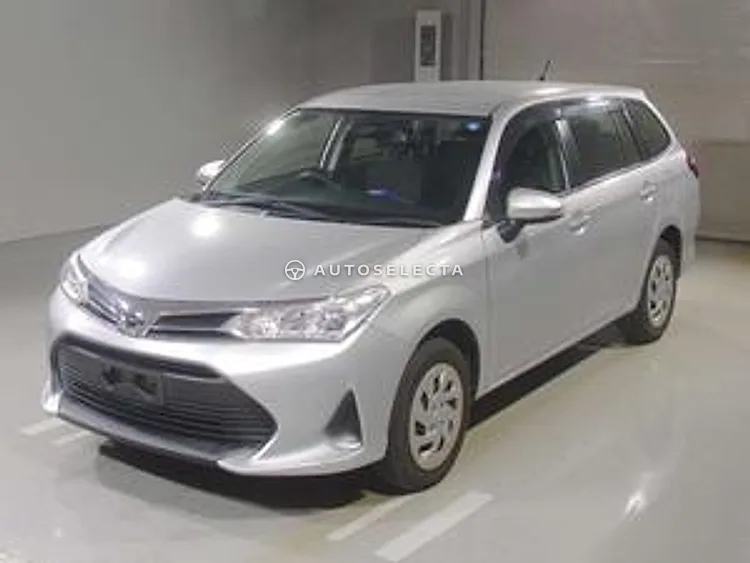 Toyota Corolla Fielder 2019, photo 1 of 2